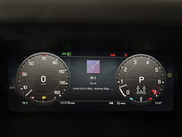 2025 Land Rover Defender 130 X-Dynamic SE photo 12