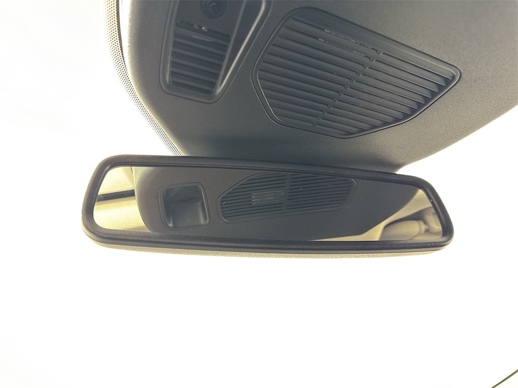 2020 Ford Escape Titanium photo 36