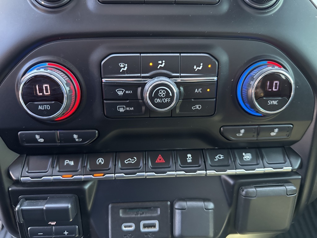 2020 Chevrolet Silverado 1500 LT photo 42