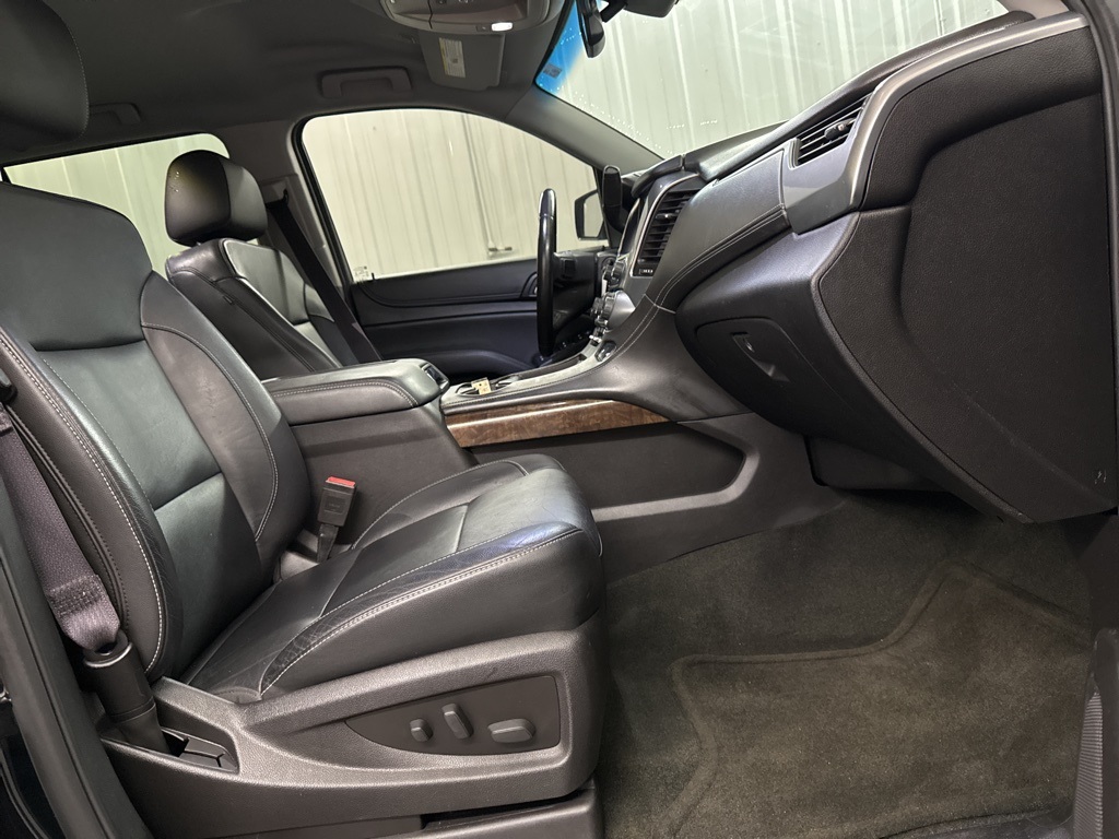 2016 Chevrolet Tahoe LT photo 33