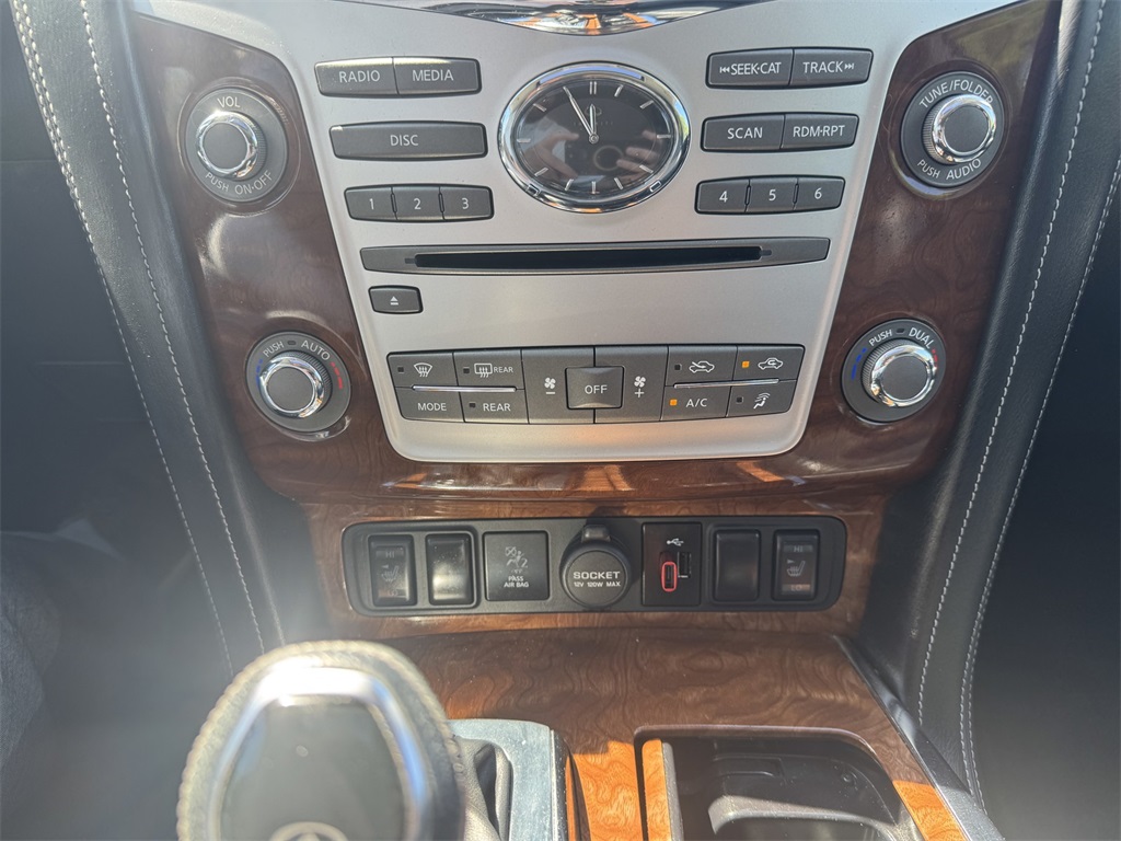 2019 Infiniti QX80 Luxe photo 26