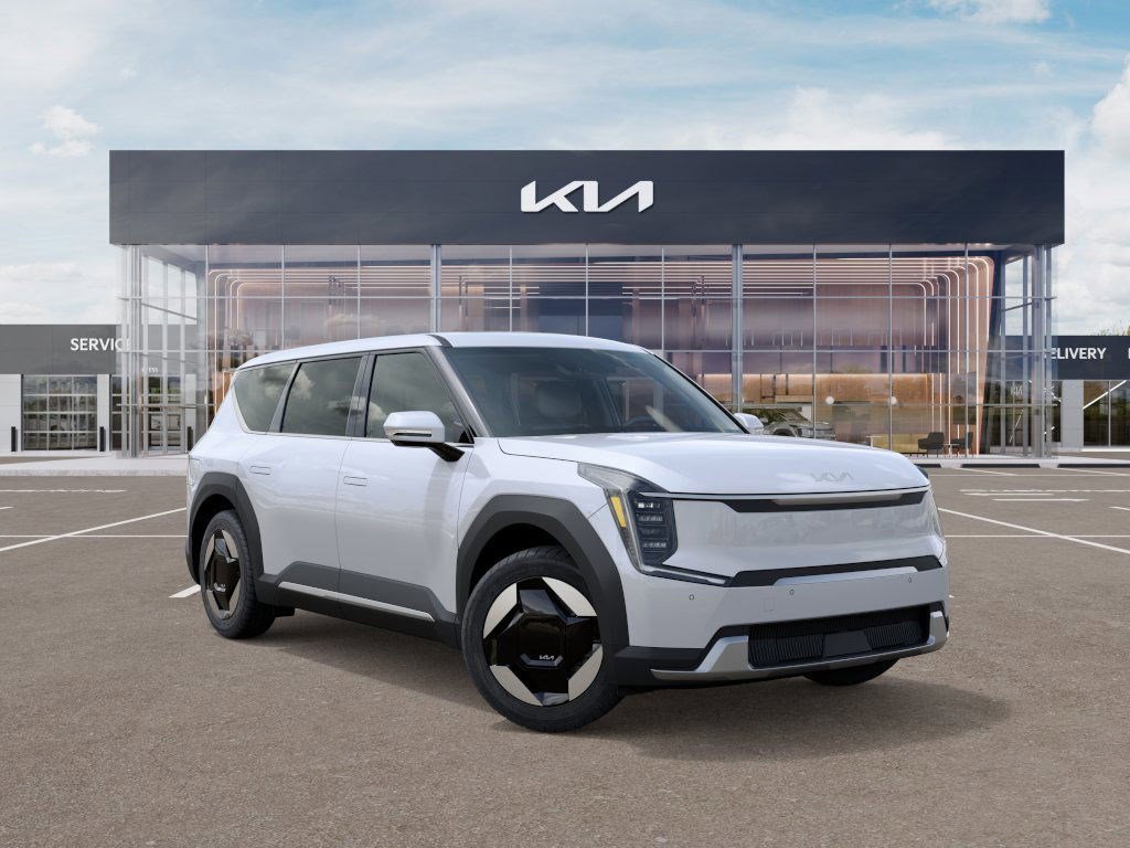 2026 Kia EV9 Light Long Range photo 7