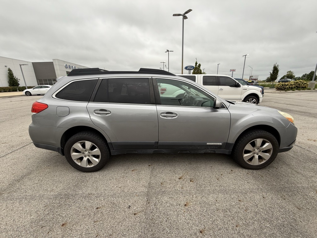 2010 Subaru Outback 3.6R photo 12