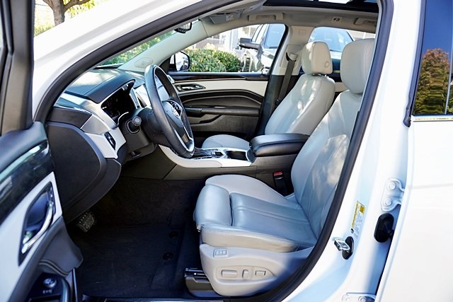 Used 2015 White Cadillac Premium image 13