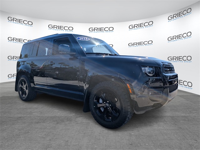 2023 Land Rover Defender X-Dynamic SE's photo