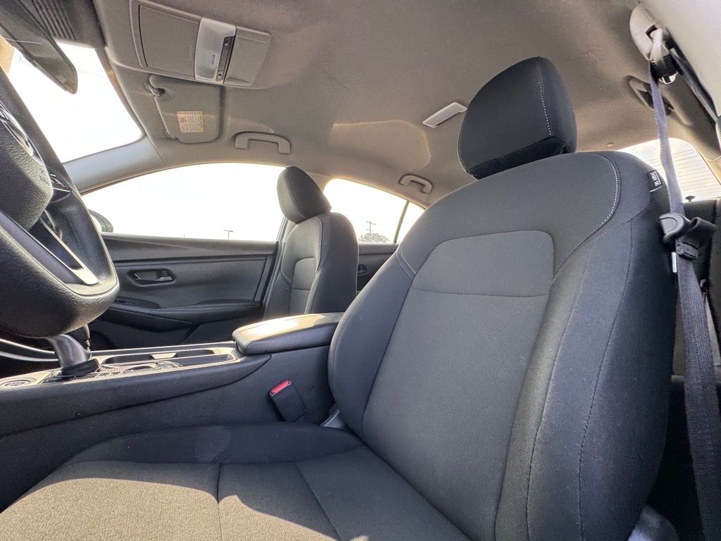 2024 Nissan Sentra S photo 13