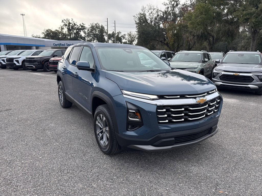 2026 Chevrolet Equinox LT photo 2