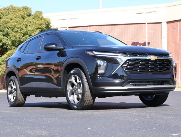 2026 Chevrolet Trax LT's photo