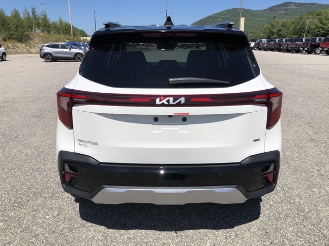 2026 Kia Seltos SX photo 3