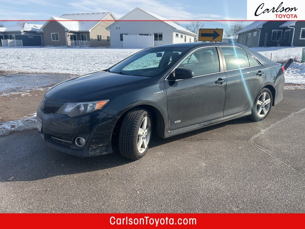 2014 Toyota Camry SE Hybrid