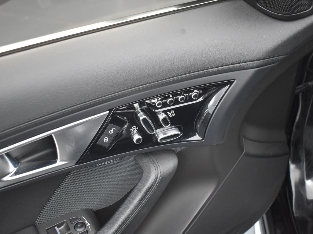 2016 Jaguar F-TYPE S photo 7