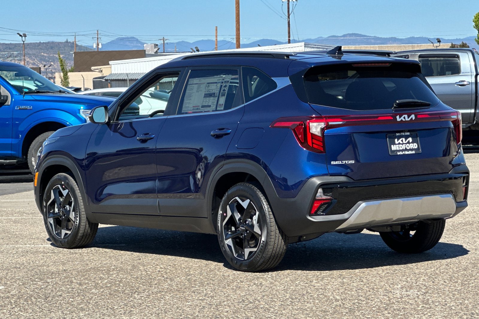 2026 Kia Seltos EX photo 3