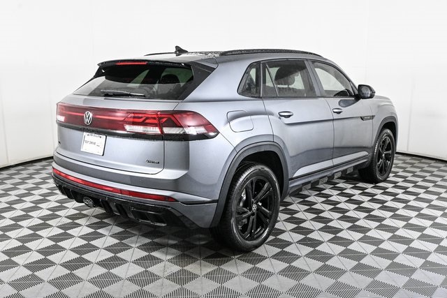 2025 Volkswagen Atlas Cross Sport SEL R-Line photo 27