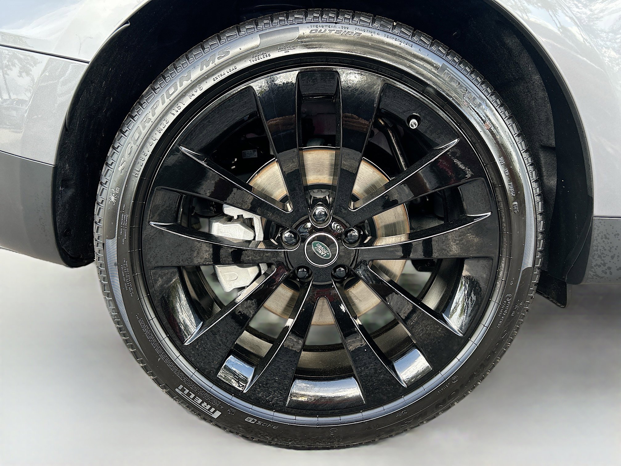 2025 Land Rover Range Rover Sport SE photo 30