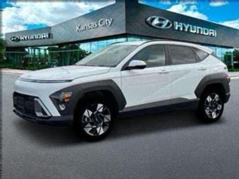 Certified 2025 Hyundai Kona SEL with VIN KM8HBCABXSU215102 for sale in Kansas City