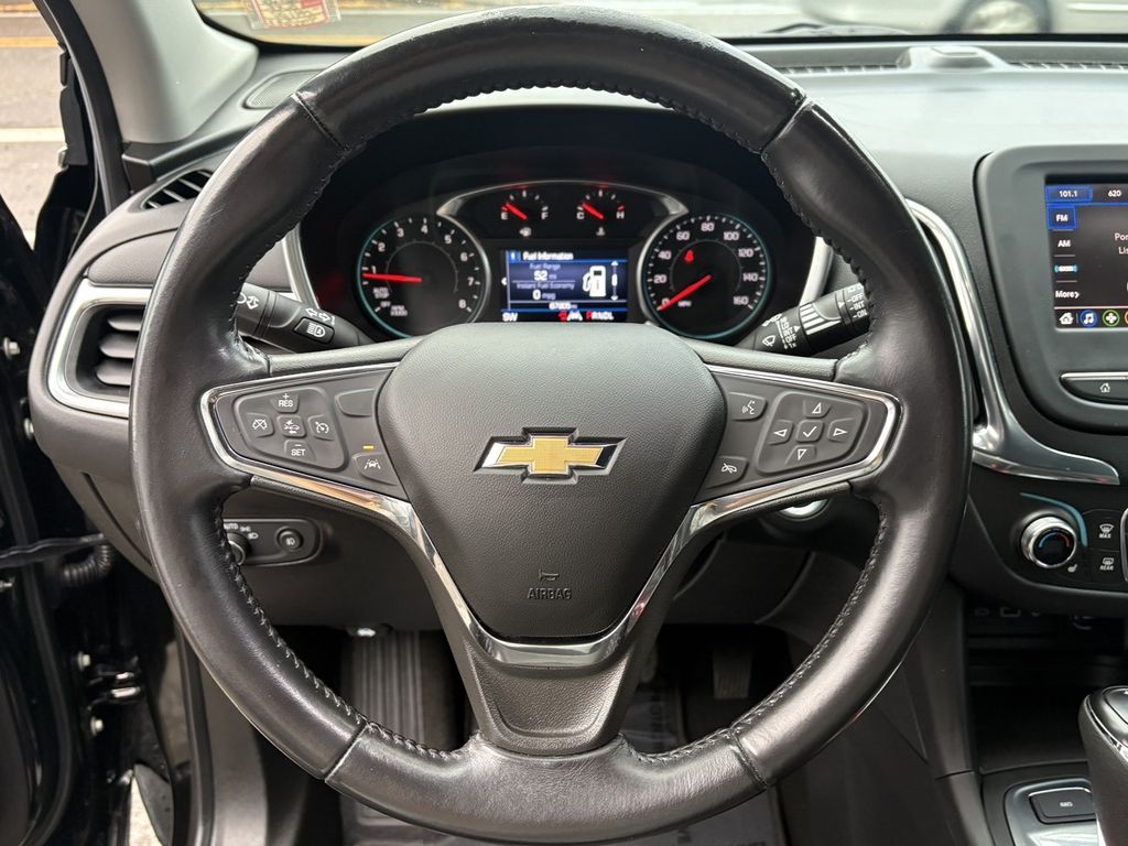 2021 Chevrolet Equinox LT photo 17