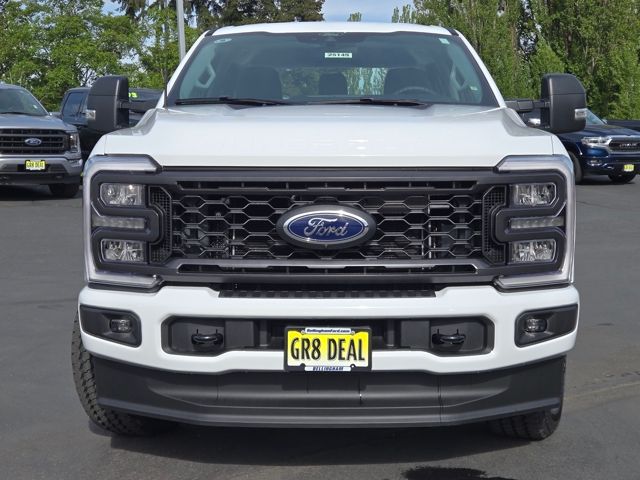 2025 Ford F-350 XL photo 2