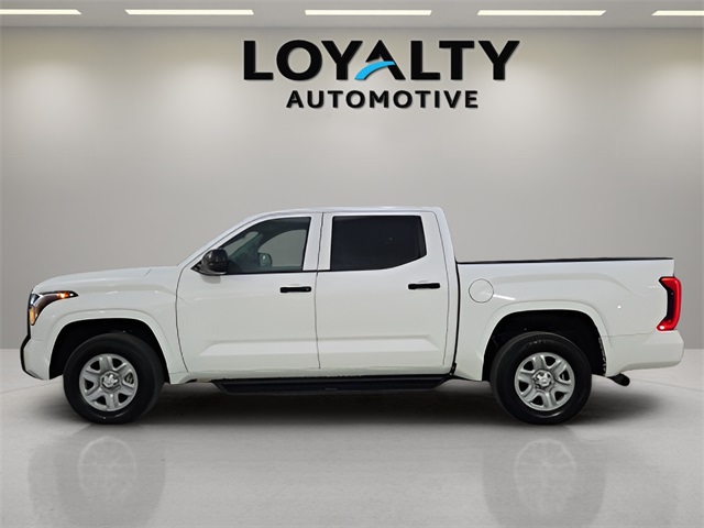 2023 Toyota Tundra SR photo 2