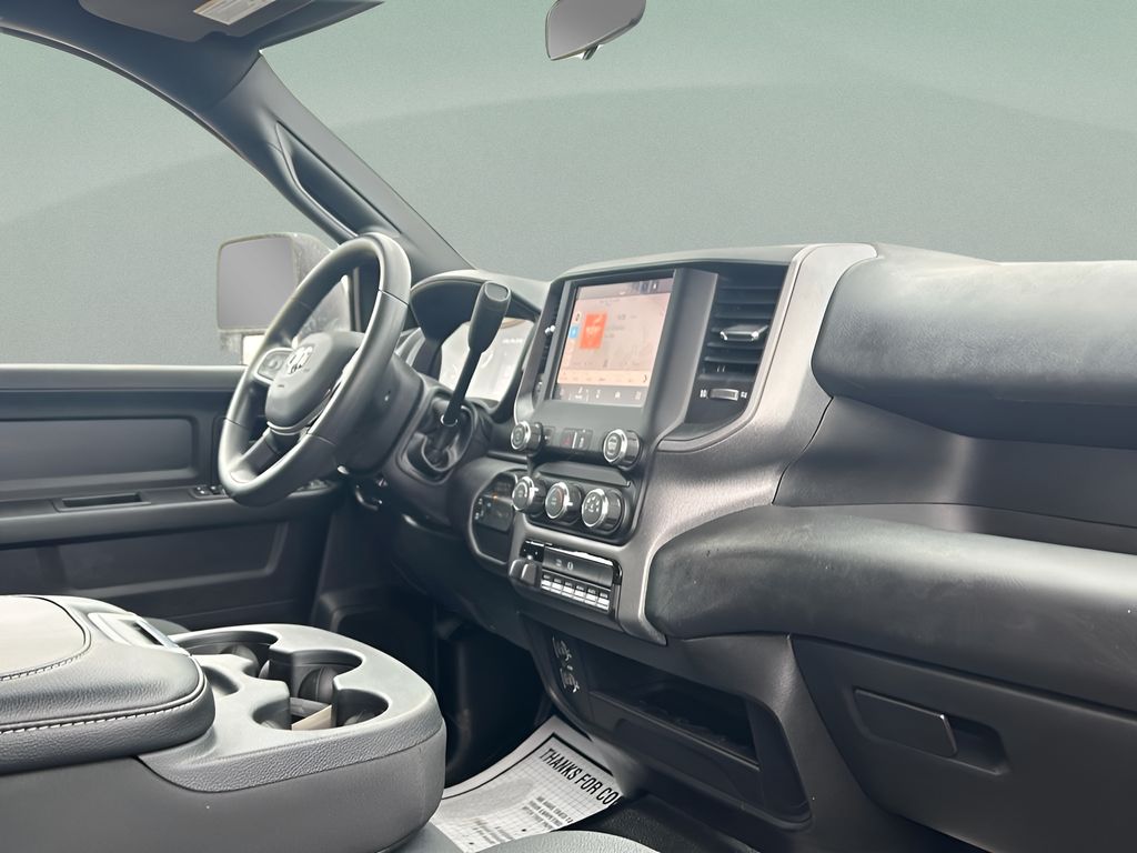 2024 Ram 2500 Tradesman photo 24