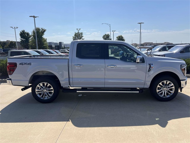 2025 Ford F-150 Lariat photo 6