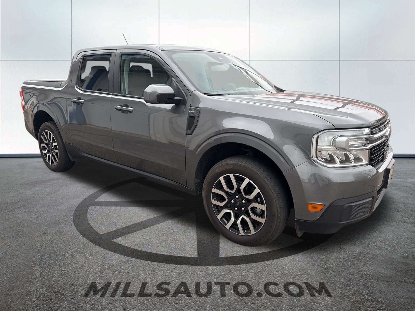 2022 Ford Maverick Lariat photo 2