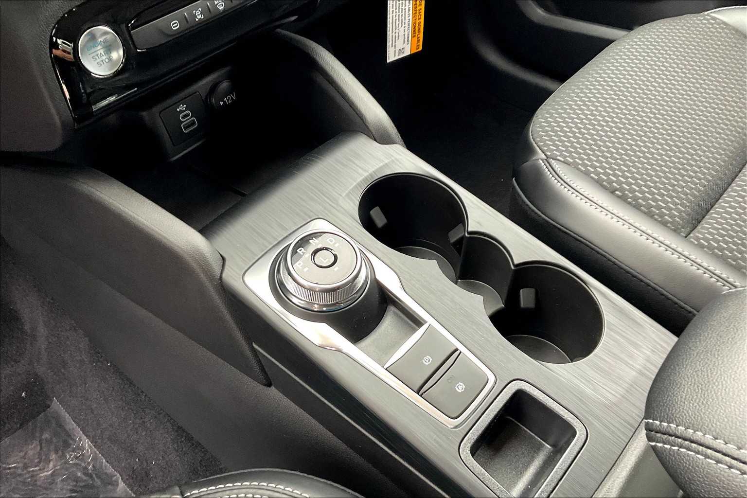 2025 Ford Escape SEL Plug-In Hybrid photo 7