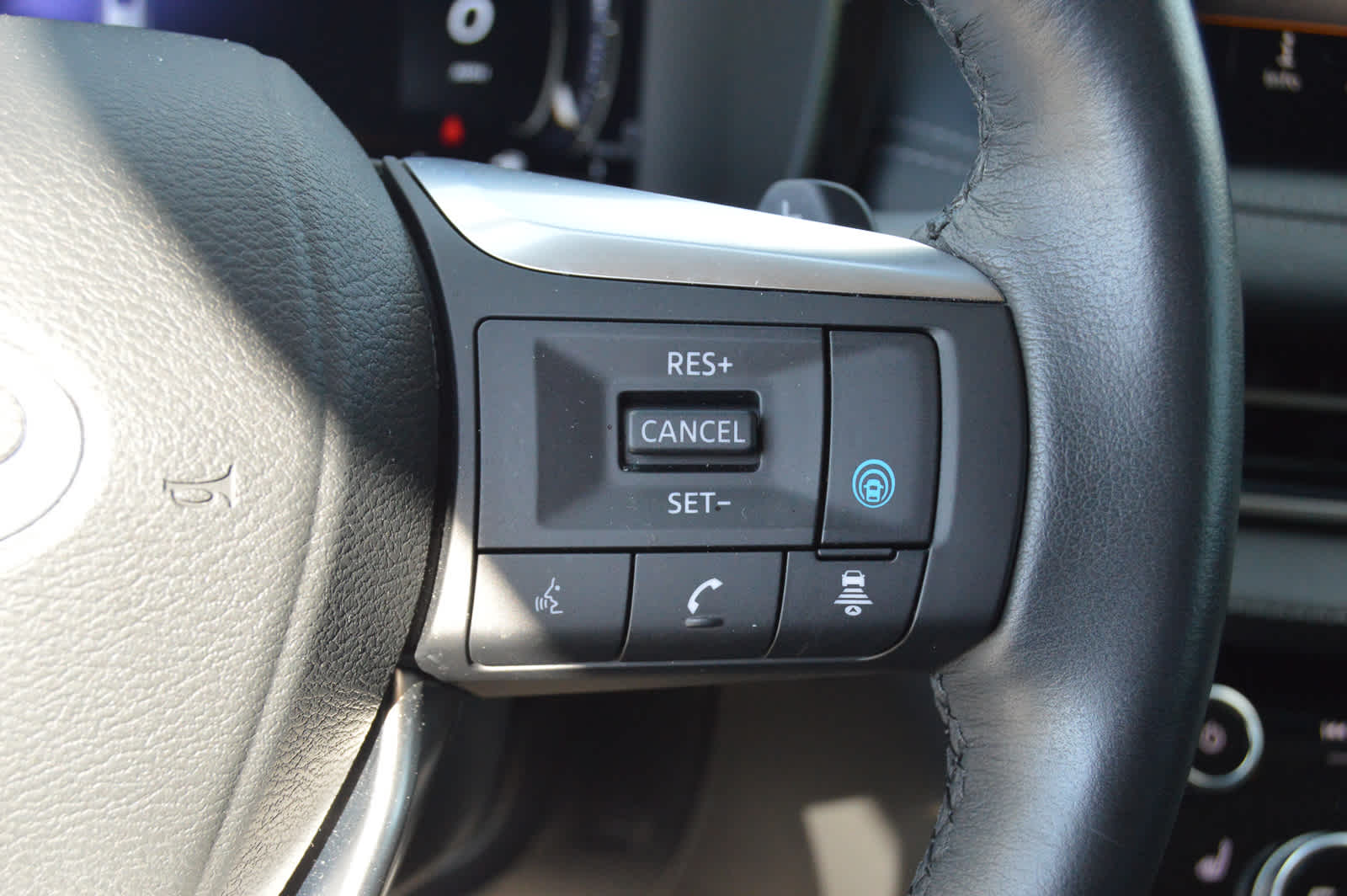2024 Infiniti QX60 Luxe photo 17