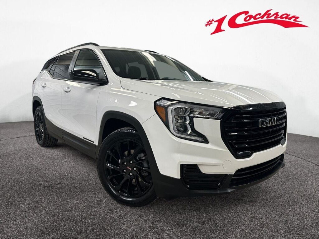 2023 GMC Terrain SLE's photo