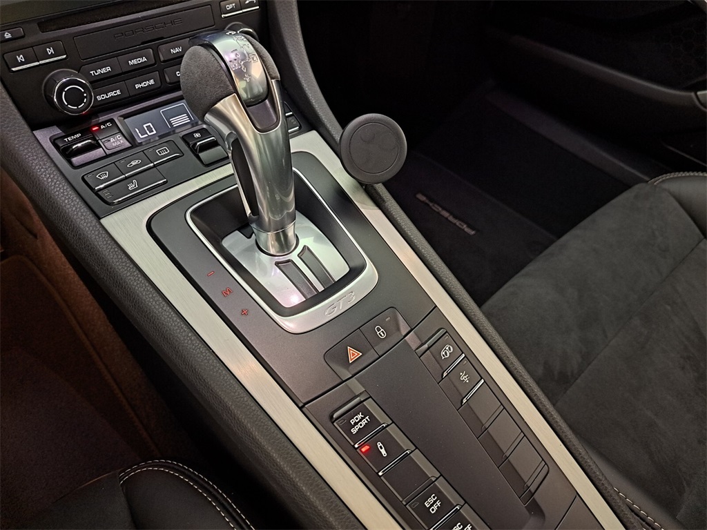 Used 2018 White Porsche GT3 image 23