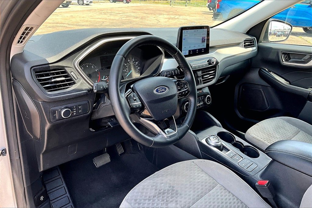 2022 Ford Escape SE photo 14