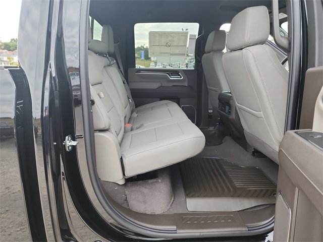2025 Chevrolet Silverado 2500HD LT photo 10