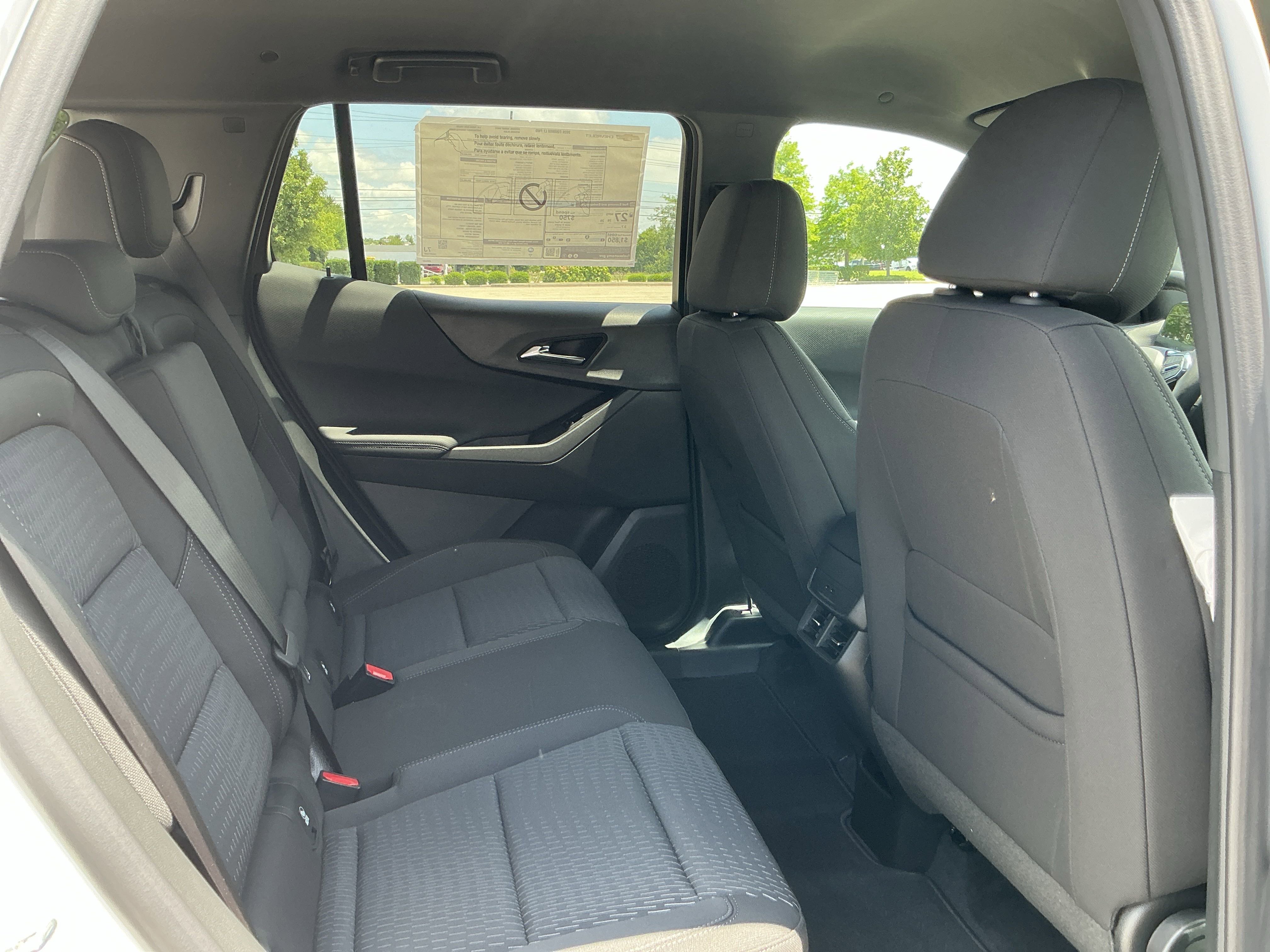 2026 Chevrolet Equinox LT photo 3