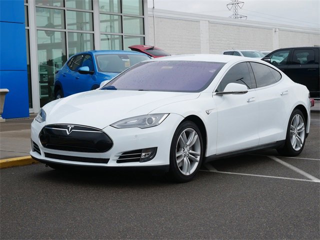 Used 2014 Tesla Model S S with VIN 5YJSA1H19EFP40969 for sale in Roseville, MN