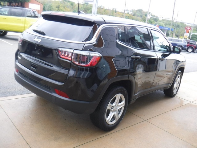 2023 Jeep Compass Sport photo 7
