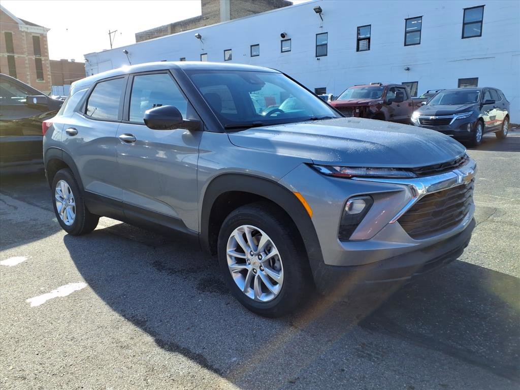 2026 Chevrolet Trailblazer LS's photo