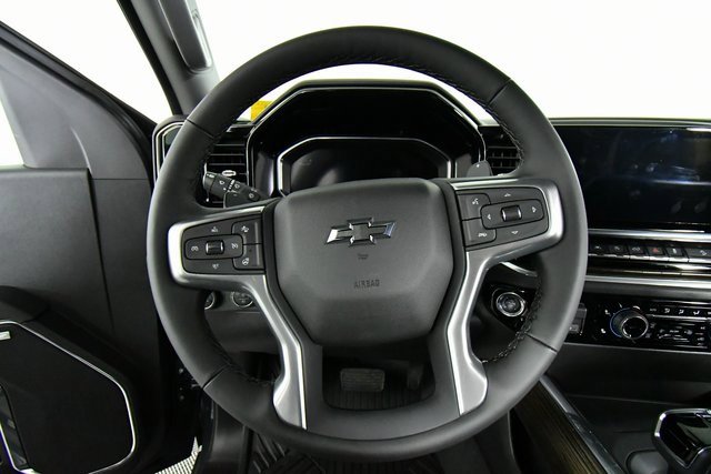 2026 Chevrolet Silverado 1500 Custom Trail Boss photo 2