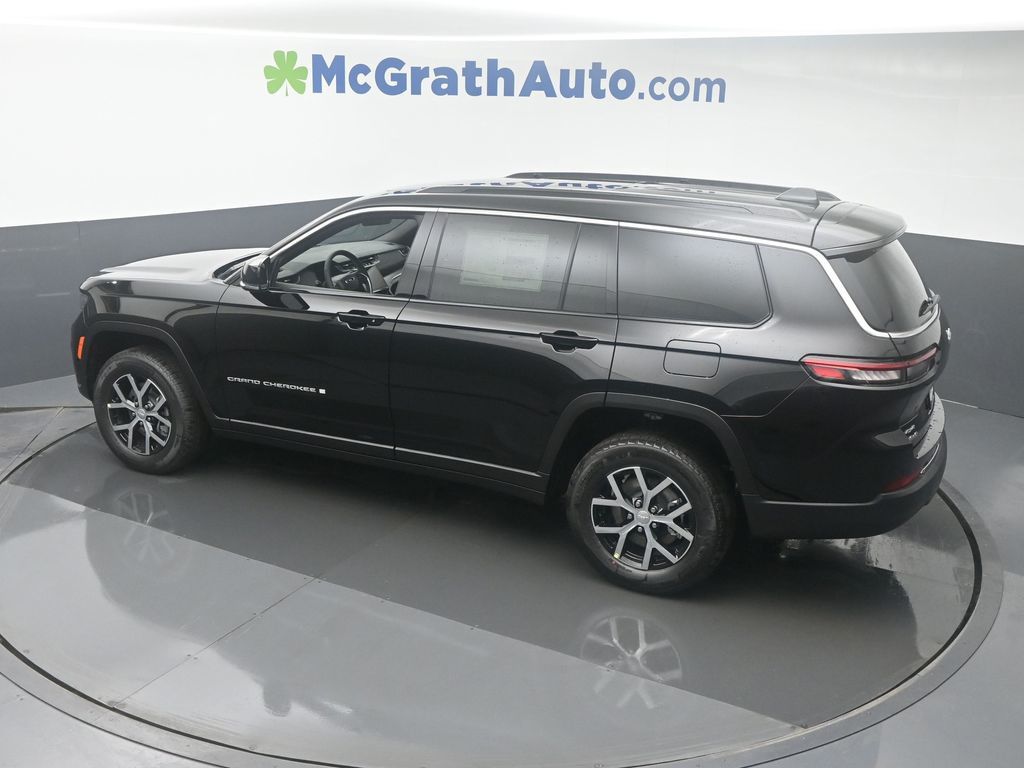 2025 Jeep Grand Cherokee Limited photo 17