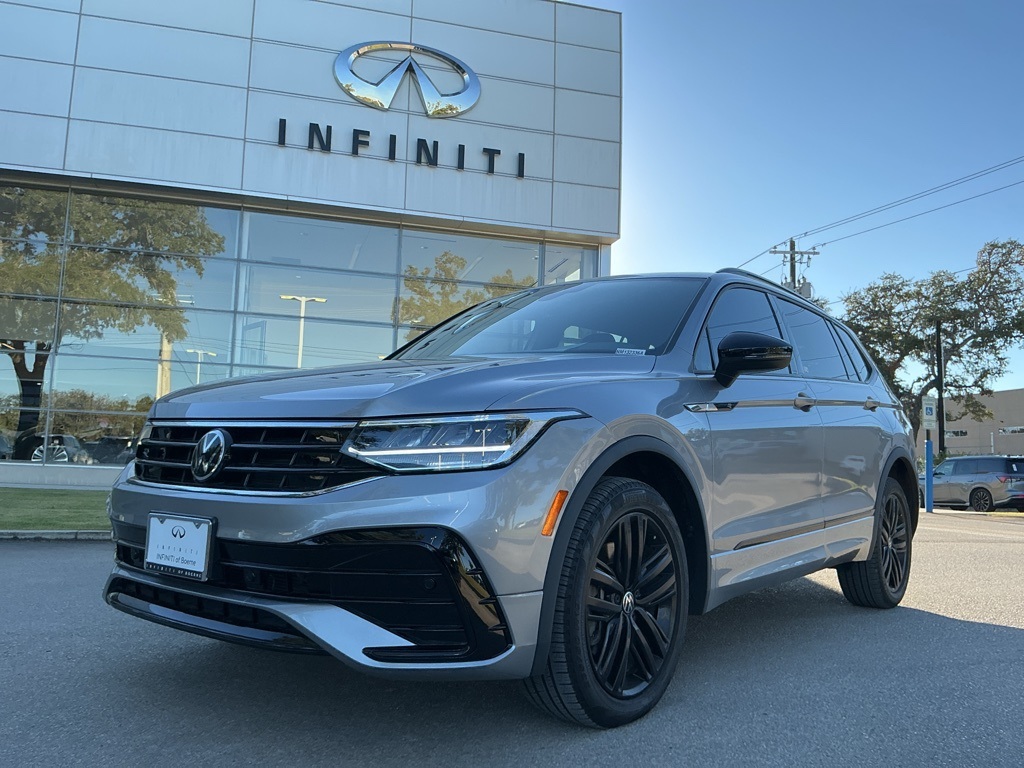 2022 Volkswagen Tiguan SE R-LINE BLACK