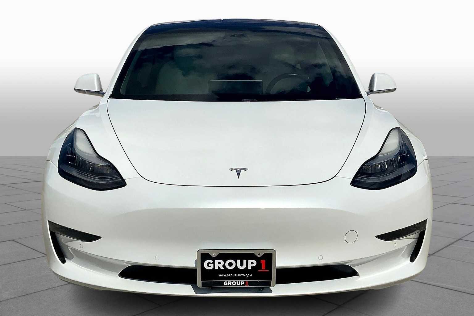 2019 Tesla Model 3 Standard Range photo 3