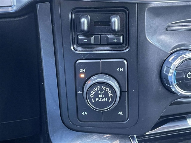 2022 Ford F-150 Lariat photo 16