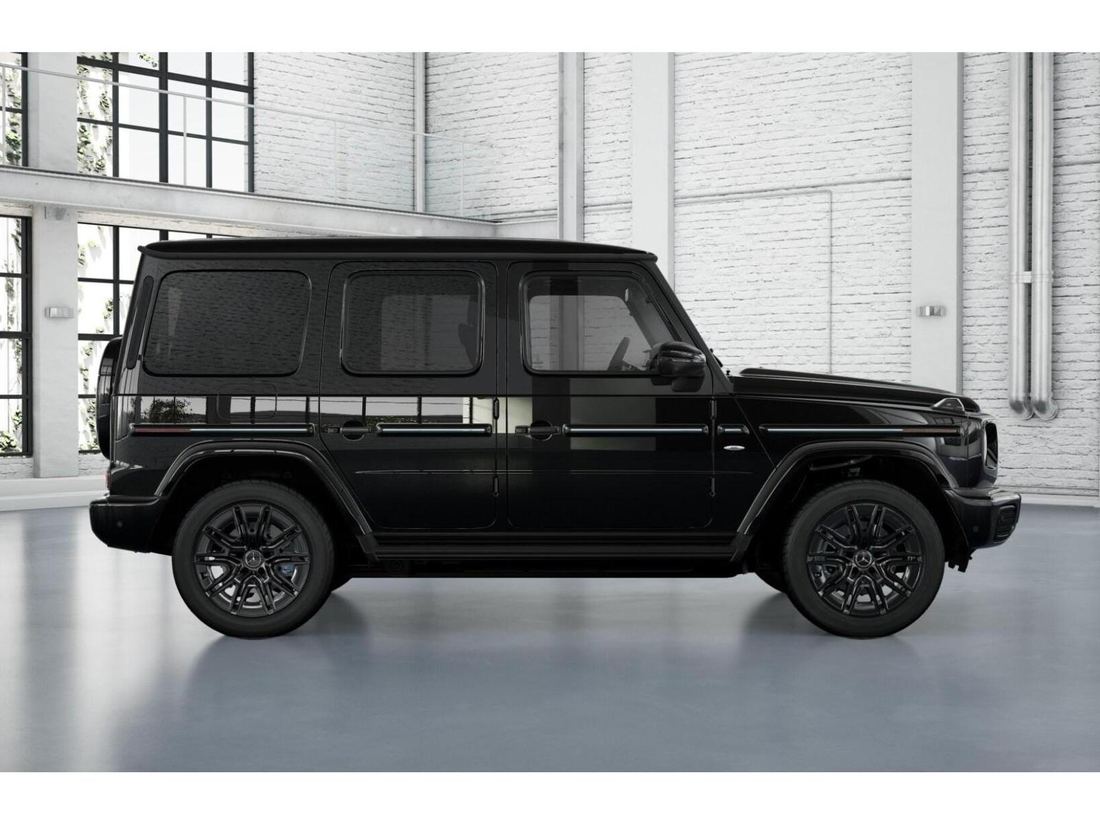 2025 Mercedes Benz G photo 2