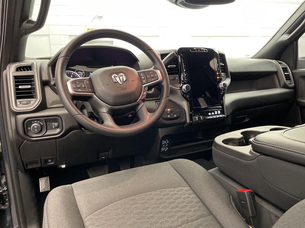 2025 Ram 2500 Tradesman photo 7