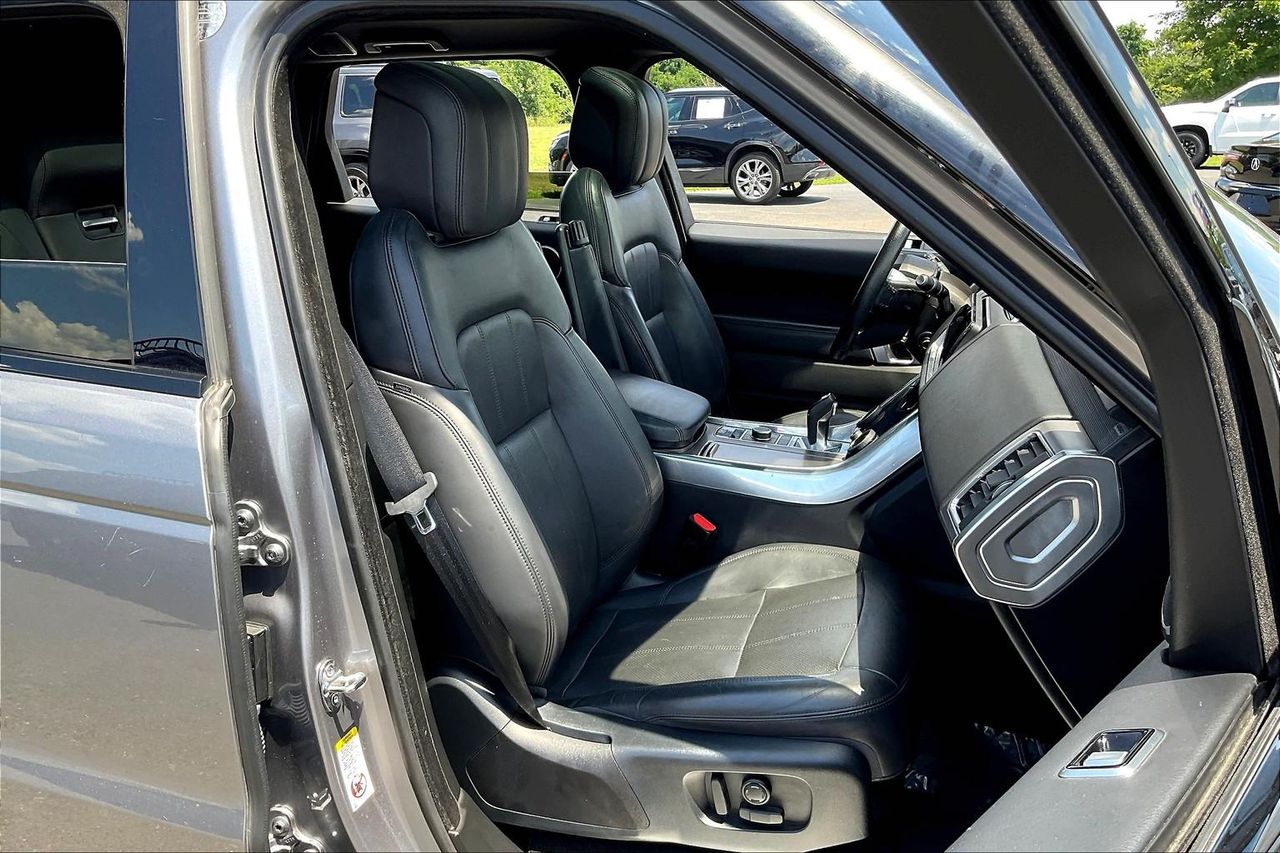 2020 Land Rover Range Rover Sport HSE photo 21