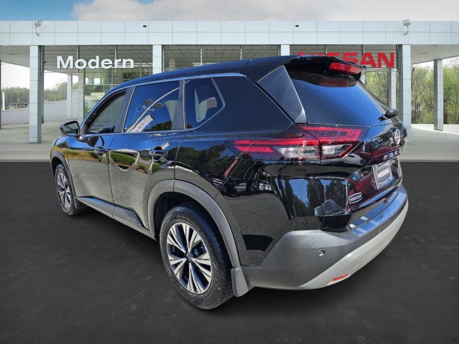 2023 Nissan Rogue SV photo 3