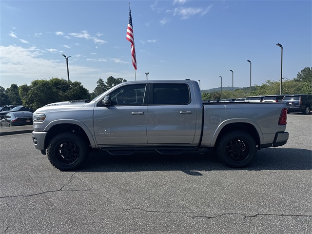 2025 Ram 1500 Laramie photo 2