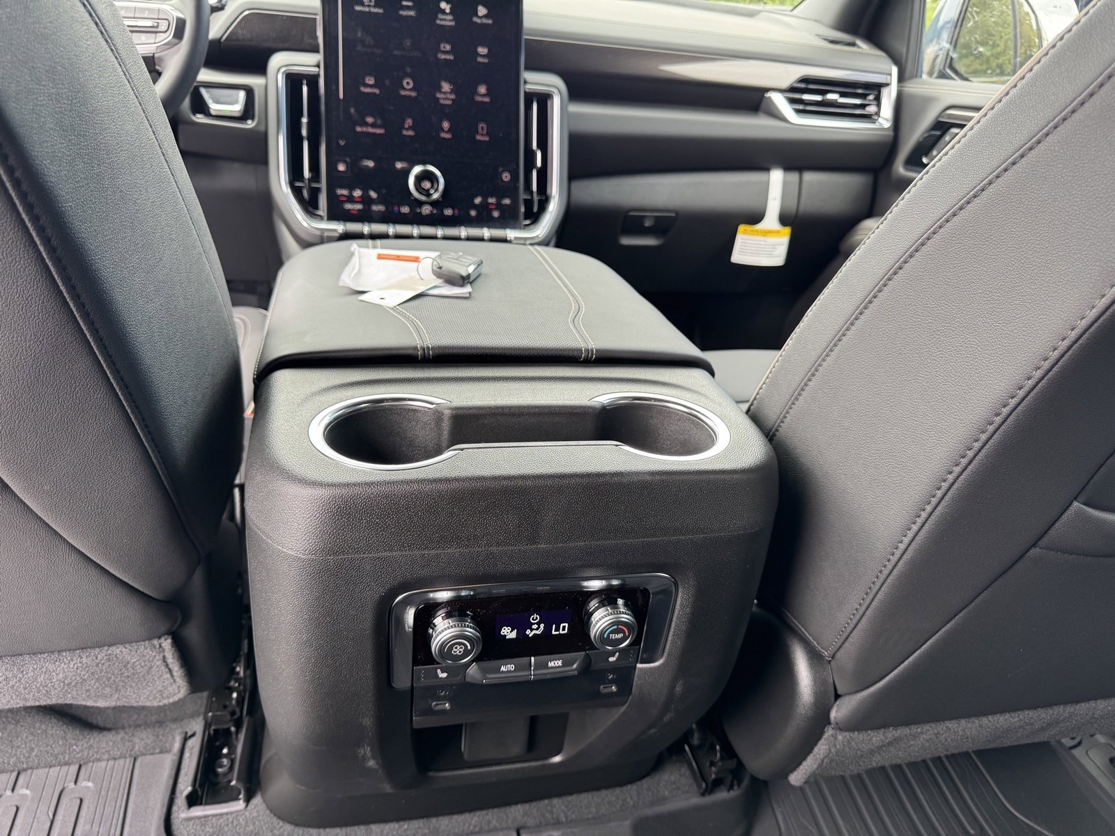 2025 Gmc Yukon XL photo 20