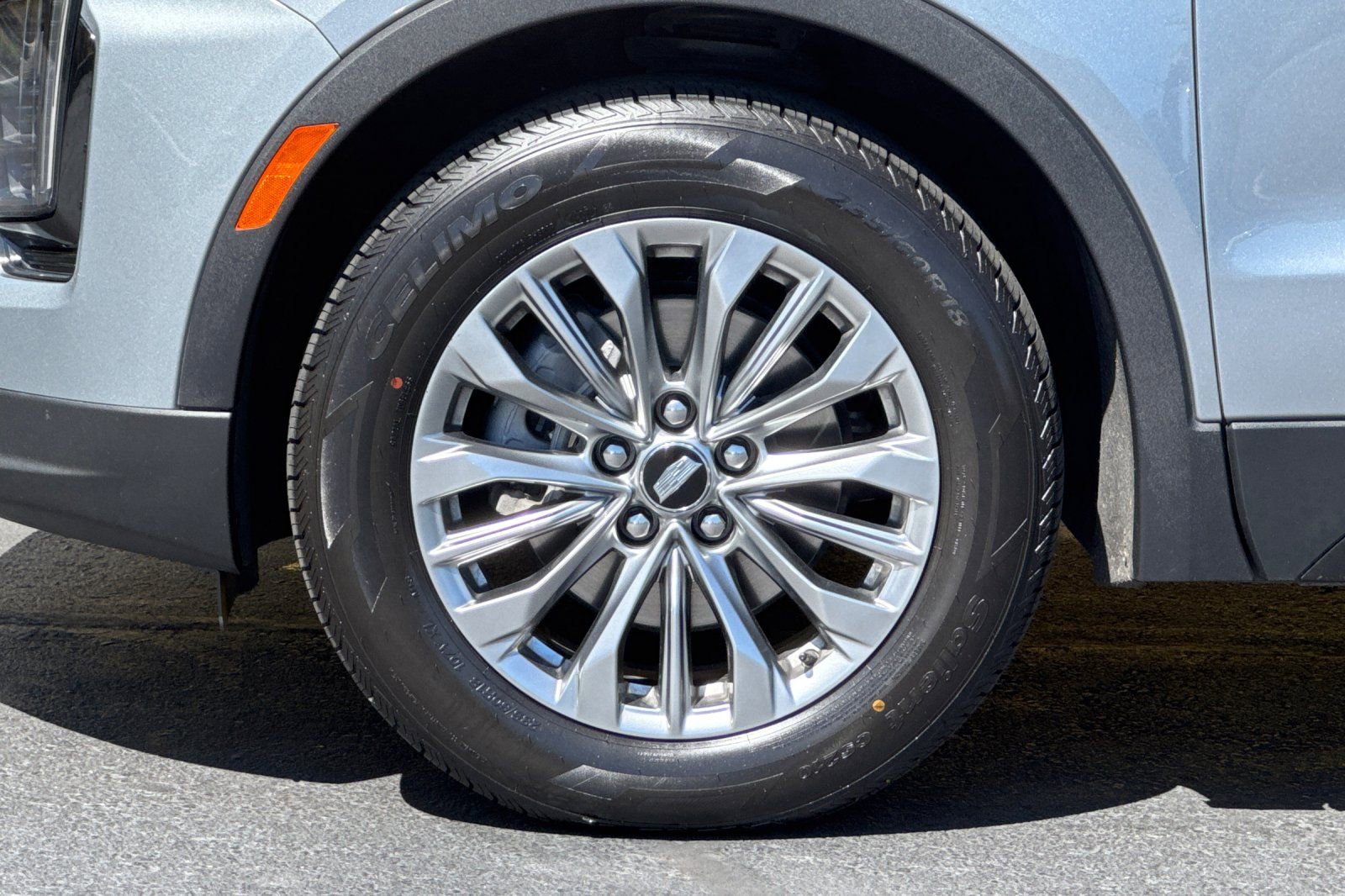 2025 Cadillac XT4 Premium Luxury photo 23