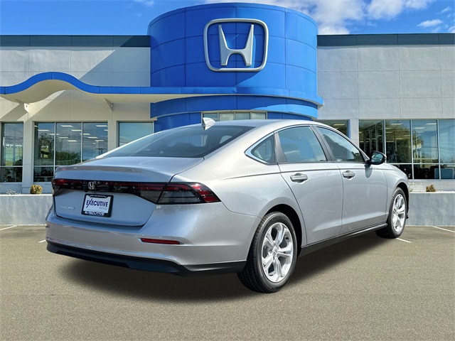 2025 Honda Accord 1.5T LX photo 2