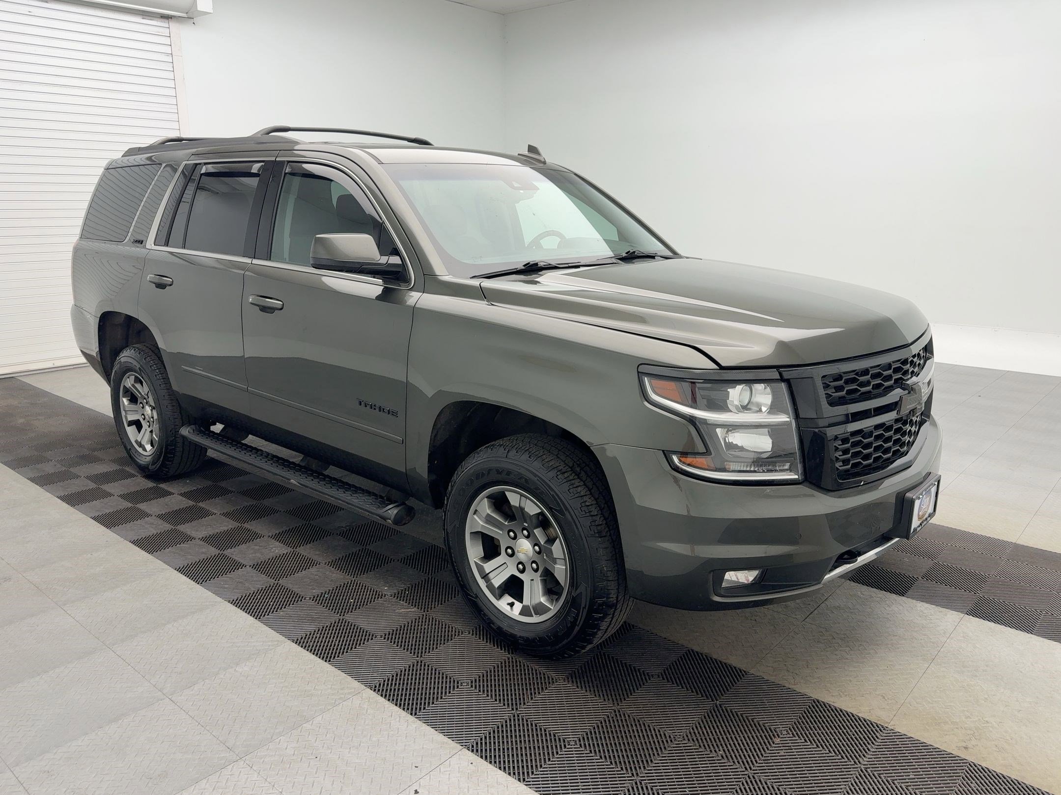 2019 Chevrolet Tahoe LT photo 6
