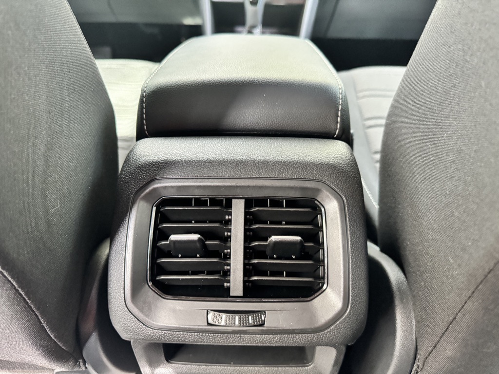 2024 Volkswagen Tiguan S photo 12